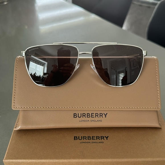 Burberry Men NWT Blaine Silver Brown OBE3141 Sunglasses with Box/Dust Bag/ Case. - Picture 1 of 10